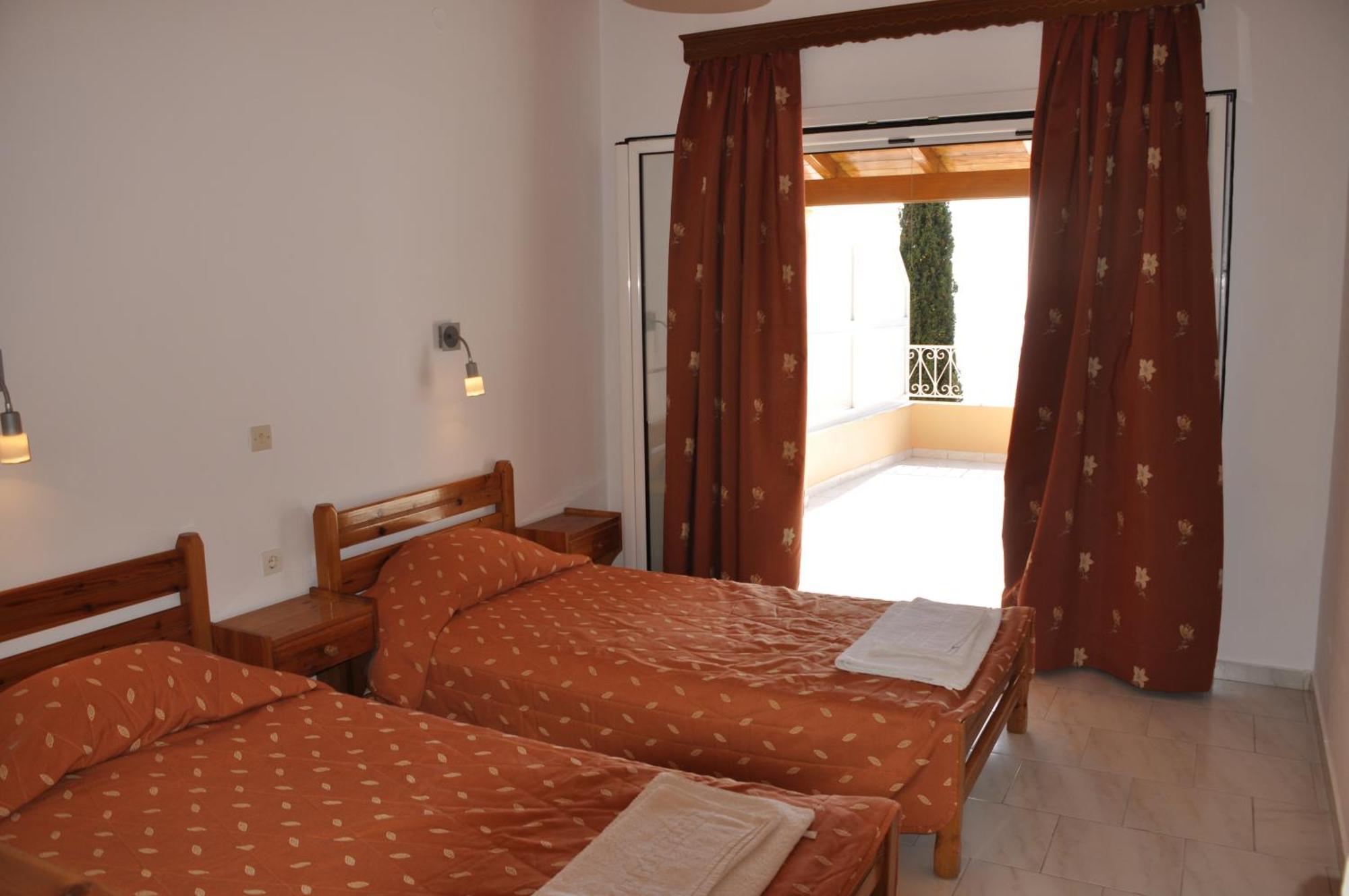 Stella'S Apartments Agios Gordios  Habitación foto
