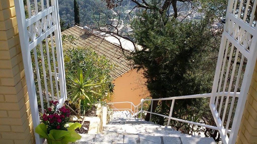 Stella'S Apartments Agios Gordios  Exterior foto