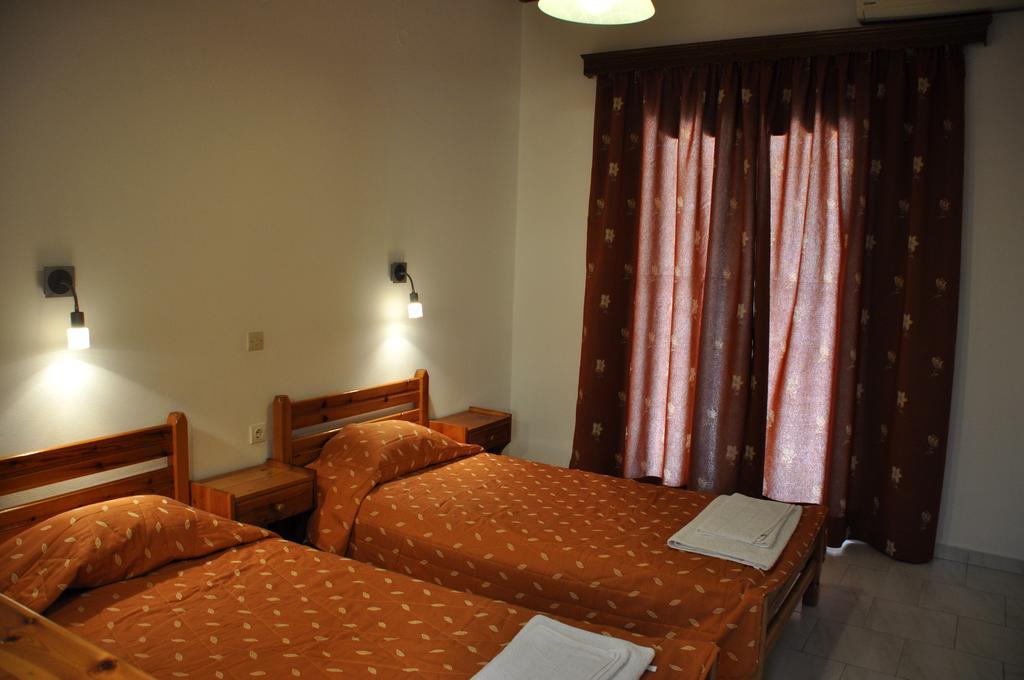 Stella'S Apartments Agios Gordios  Exterior foto